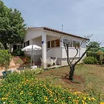 Casa Jelena With Shared Pool Apartamento *