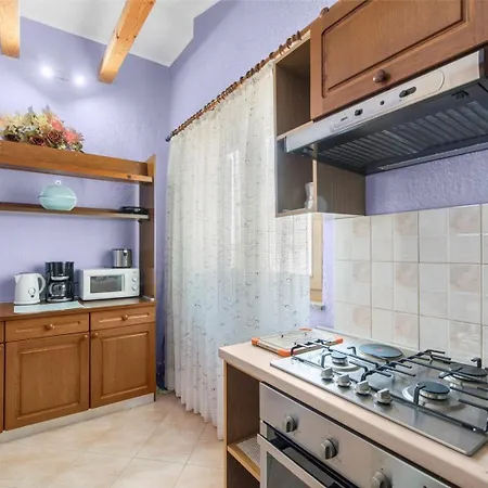 شقة Casa Jelena With Shared Pool Kaštelir