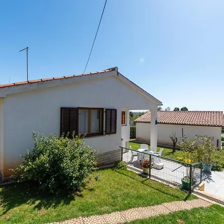 Casa Jelena With Shared Pool * Kaštelir