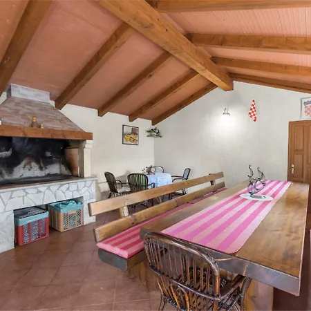 شقة Casa Jelena With Shared Pool *