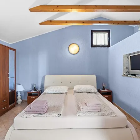 شقة Casa Jelena With Shared Pool Kaštelir