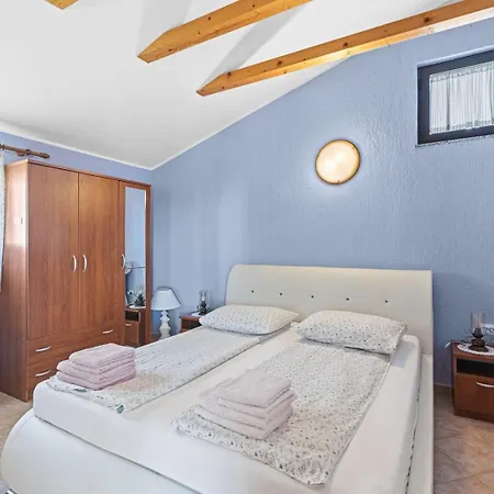 Casa Jelena With Shared Pool * Kaštelir